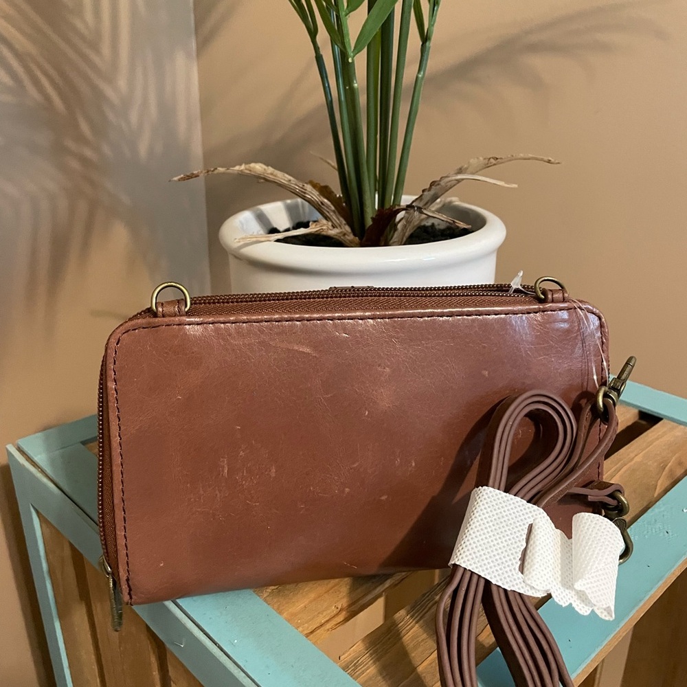 The Sak Brown Leather Crossbody Bag (NWOT) - Picture 3 of 4